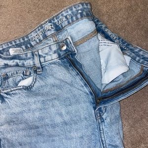 American eagle high rise mom jeans